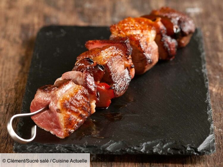 Brochettes de magret de canard, FLEUR DE SEL & NECTARINES AU MIEL