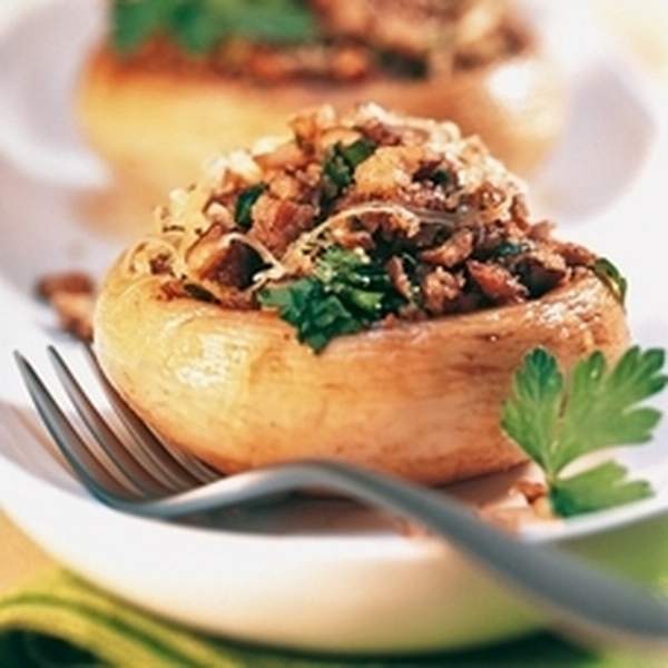 CHAMPIGNONS FARCIS