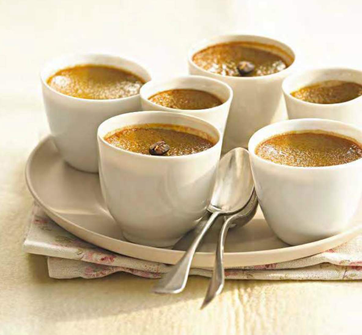 Petites crèmes au café