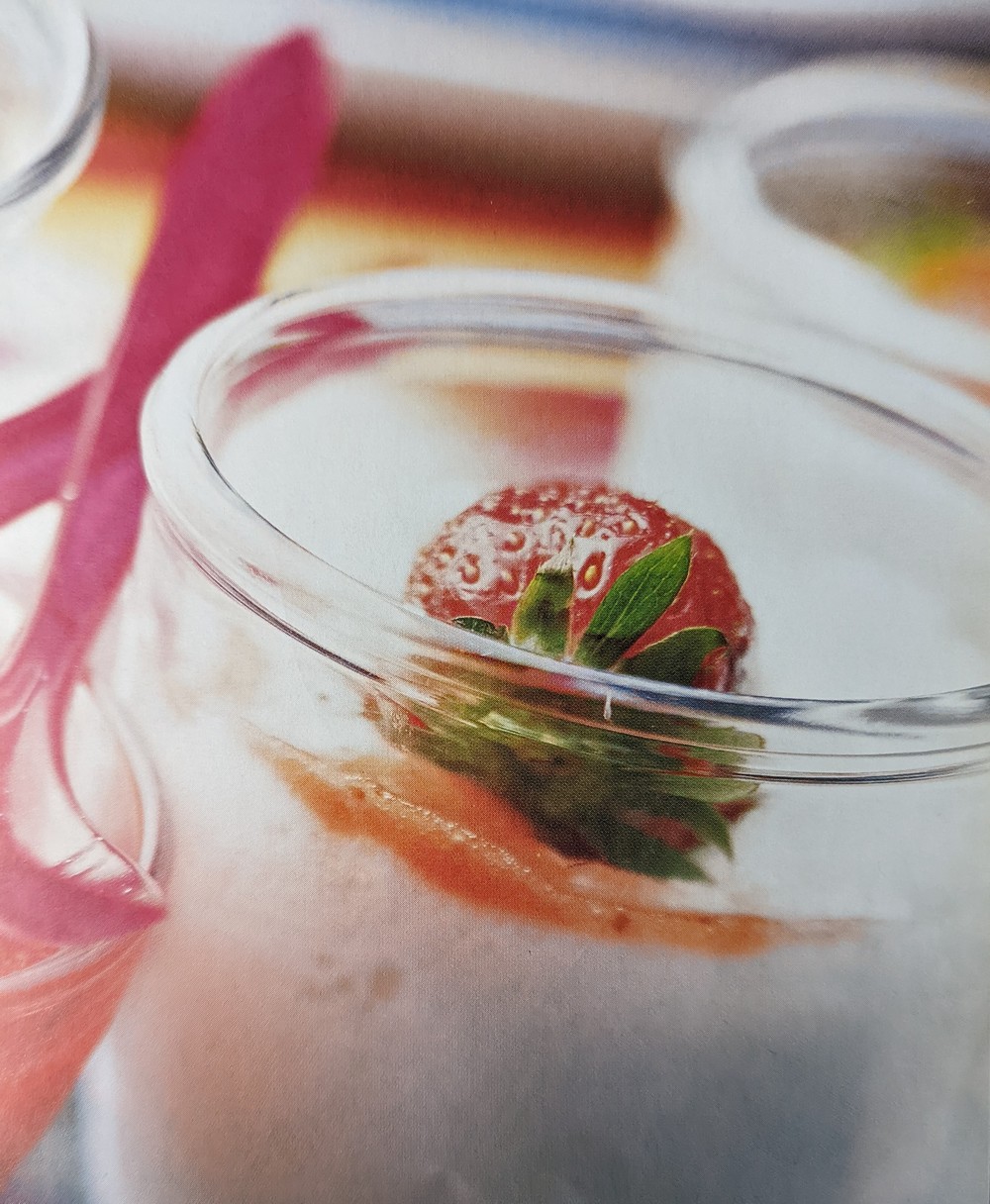 MOUSSE DE FROMAGE BLANC AUX FRAISES