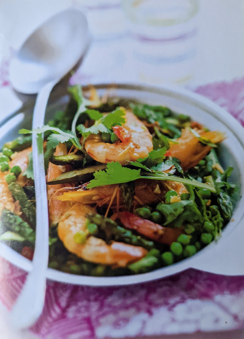GROSSES CREVETTES SAUTEES À LA CITRONNELLE