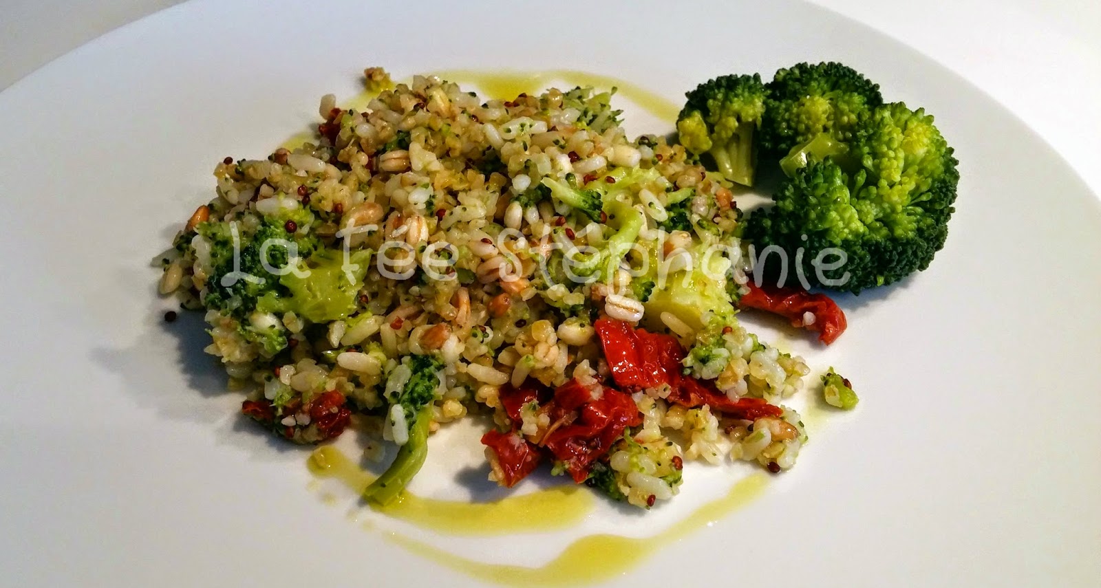 Salade petit épeautre brocolis / épinards / houmous