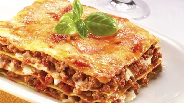 Lasagnes avec sauce spéciale