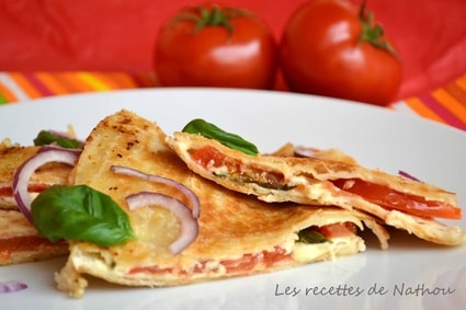 Quesadillas tomate, mozzarella, basilic