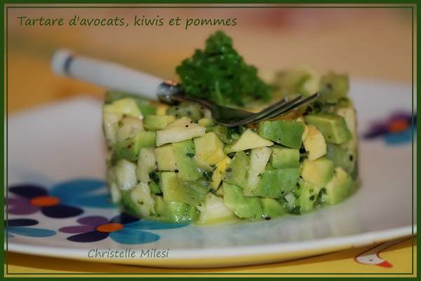 Verrines tartare-avocats-pommes-kiwis