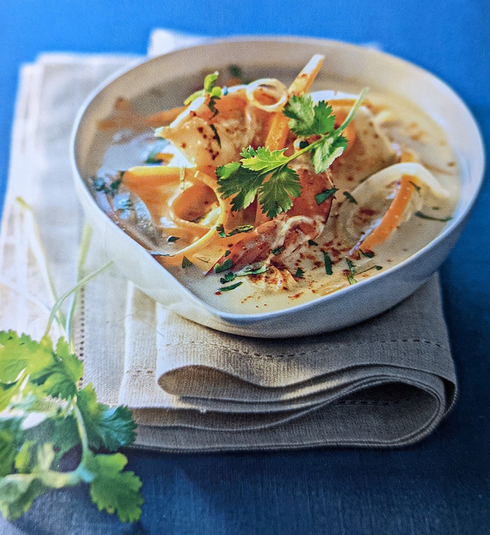 SOUPE THAÏE AUX CREVETTES ET À LA CORIANDRE