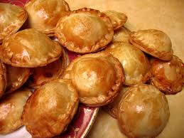 BOUCHEES AUX PRUNEAUX