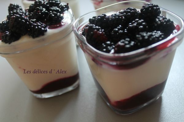 VERRINES CREME AUX MURES